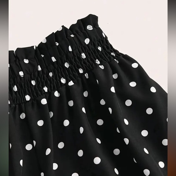 🦂Women’s Black W/White Polka Dots High Waisted, Wide Leg Pants. Sizes M & L - Picture 5 of 11